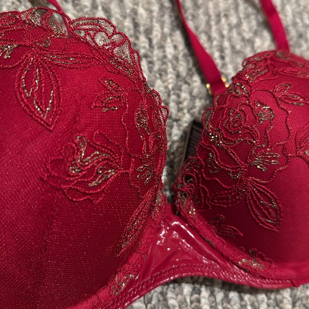 Victoria’s Secret push up bra Midnight Affair Embroidery Push-Up Red - Picture 3 of 7